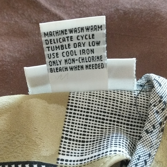 Nicola classy, size 10 blouse. - Picture 7 of 7